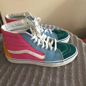 Woman’s 8 or Mens 6.5 Vans Off the Wall SK8 Shoes Hitop Unisex